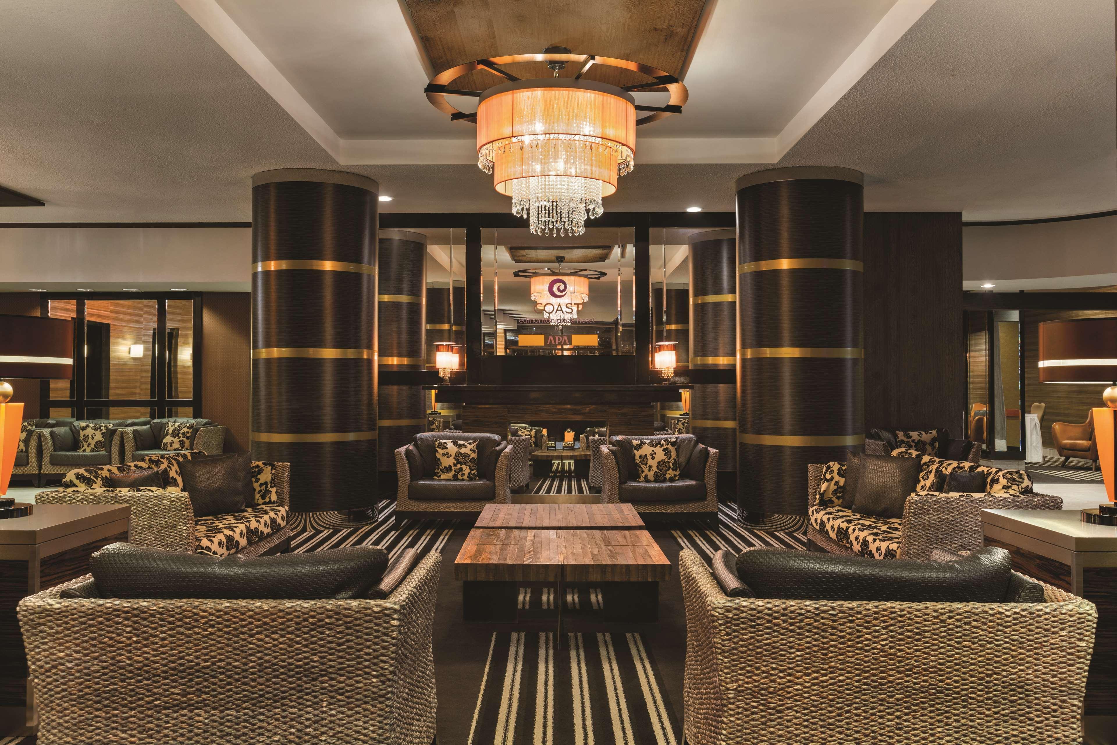 Coast Edmonton Plaza Hotel By Apa Eksteriør billede